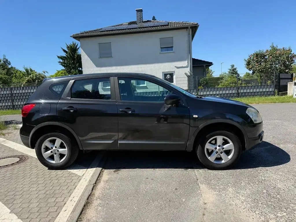 Gebraucht Nissan Qashqai Acenta 141 PS (103 kW) 2008 Schwarz SUV