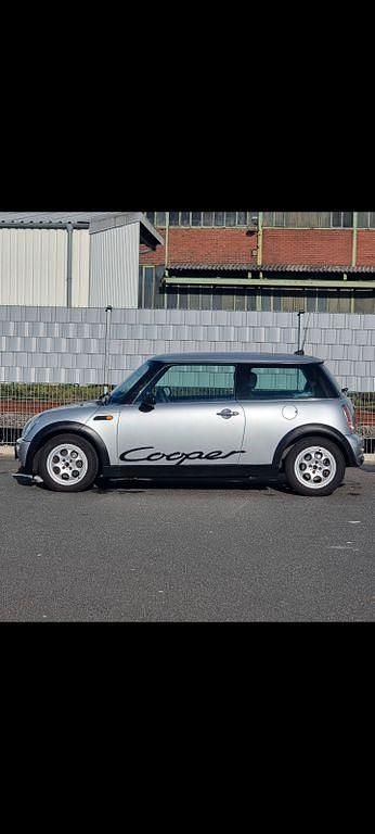 Silber Gebraucht 2006 Mini Cooper Kleinwagen | 2.297 € (Superpreis) - Bild 1/4