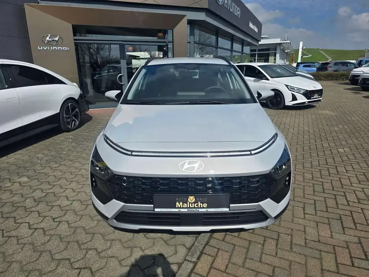 Neu Hyundai Bayon Comfort 90 PS (66 kW) 2026 Grau SUV