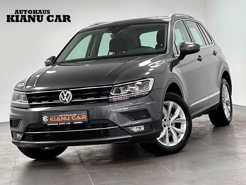 Grau Gebraucht 2018 VW Tiguan Highline SUV | 19.970 € (Superpreis) - Bild 1/4