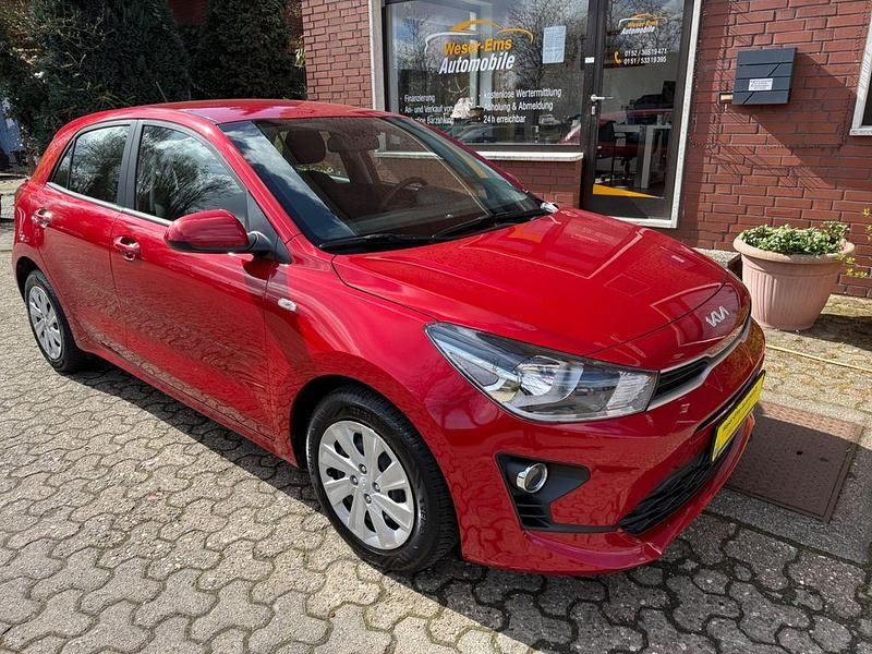Gebraucht Kia Rio Edition 7 84 PS (61 kW) 2023 Rot Limousine