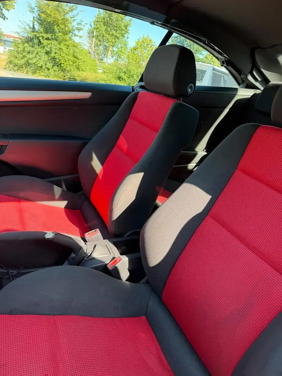 Gebraucht Opel Astra 140 PS (102 kW) 2006 Silber Cabrio