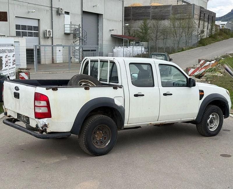 Second-hand Ford Ranger 143 CP (105 kW) 2011 Alb Pickup