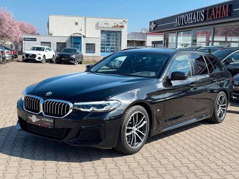 Gebraucht BMW 520 Shadowline 190 PS (139 kW) 2023 Schwarz Limousine