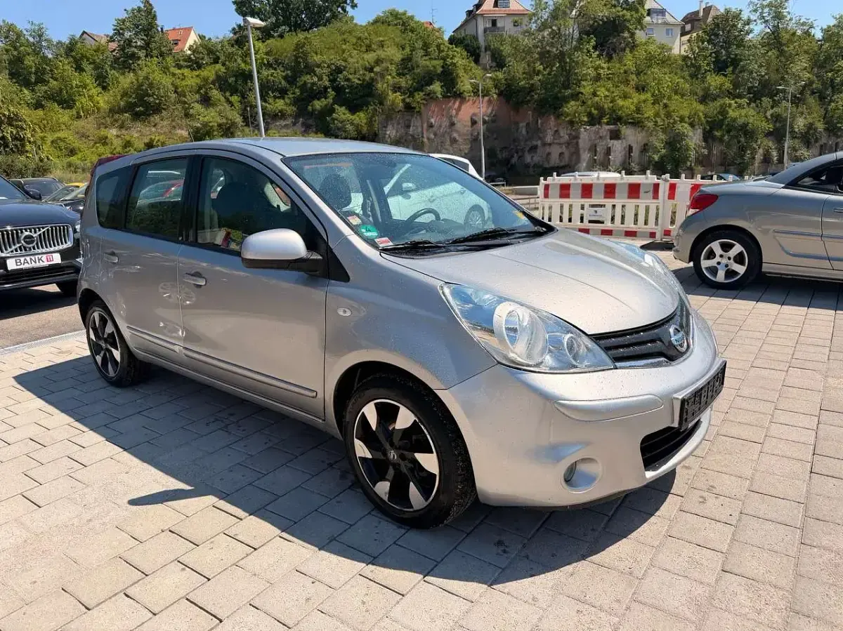 Gebraucht Nissan Note I-Way 110 PS (80 kW) 2012 Silver (m) Kleinwagen