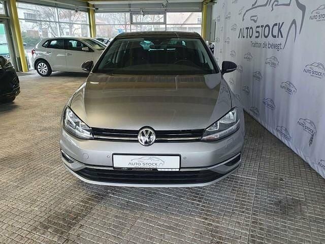 Gebraucht VW Golf VII IQ Drive 116 PS (85 kW) 2019 Silber Limousine