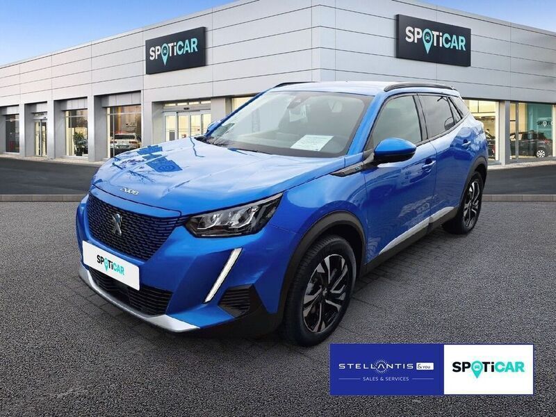 Blau Gebraucht 2021 Peugeot e-2008 Allure SUV | 15.990 € (Superpreis) - Bild 1/4