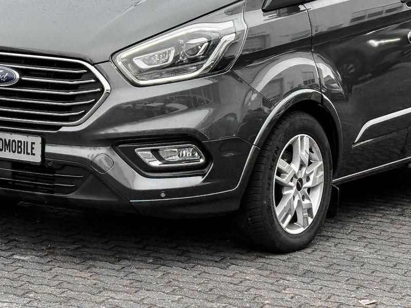 Gebraucht Ford Tourneo Titanium 170 PS (125 kW) 2019 Magnetic Kombi