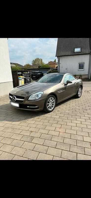 Gebraucht Mercedes SLK200 184 PS (135 kW) 2011 Grau Cabrio