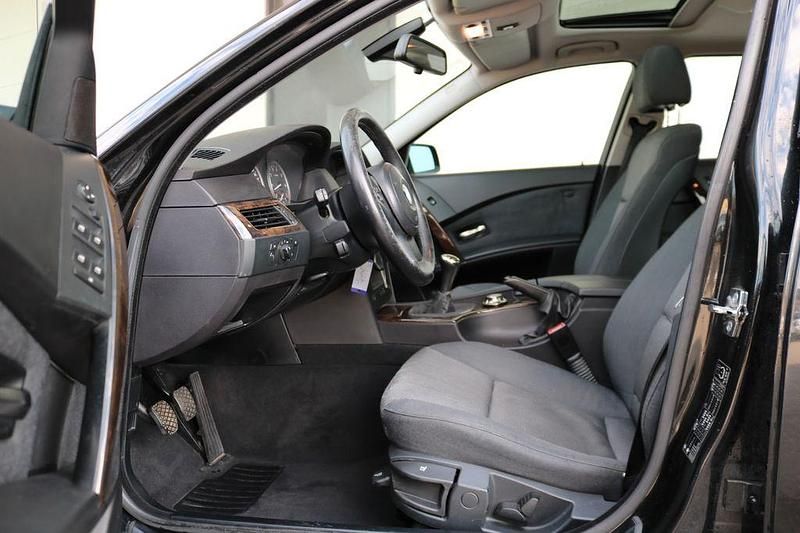 Gebraucht BMW 520 170 PS (125 kW) 2004 Schwarz Limousine
