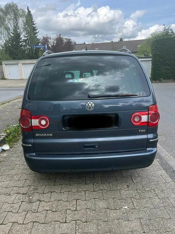 Gebraucht VW Sharan 131 PS (96 kW) 2005 Grau Van / Kleinbus
