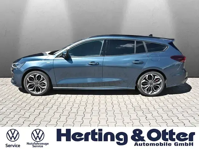 Gebraucht Ford Focus ST-Line 155 PS (114 kW) 2025 Blau Limousine