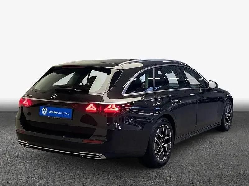 Gebraucht Mercedes E200 Avantgarde 163 PS (119 kW) 2026 Grau Kombi
