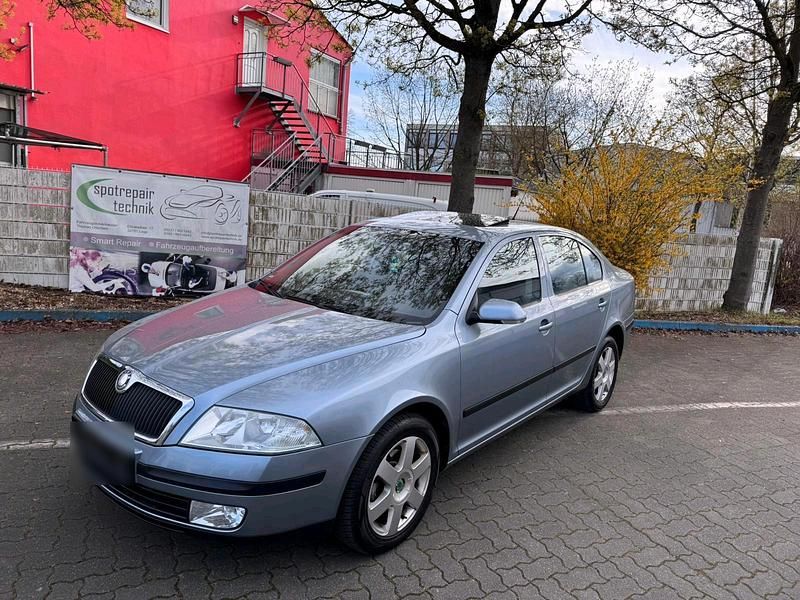 Gebraucht Skoda Octavia 116 PS (85 kW) 2005 Grau Limousine