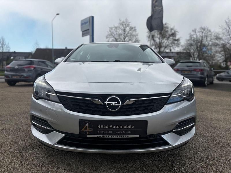 Gebraucht Opel Astra Elegance 110 PS (80 kW) 2020 Silber Limousine