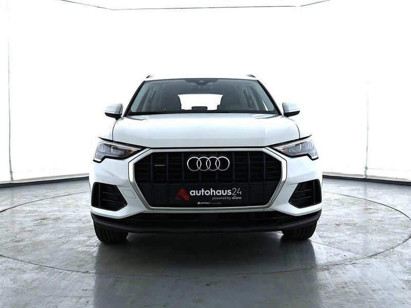 Gebraucht Audi Q3 Basis 150 PS (110 kW) 2021 Weiß SUV