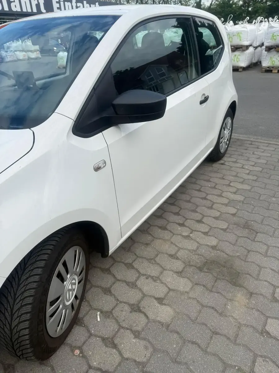 Gebraucht VW up! 60 PS (44 kW) 2012 Weiß Kleinwagen