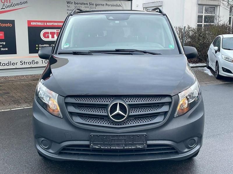 Gebraucht Mercedes Vito 163 PS (119 kW) 2020 Schwarz Van