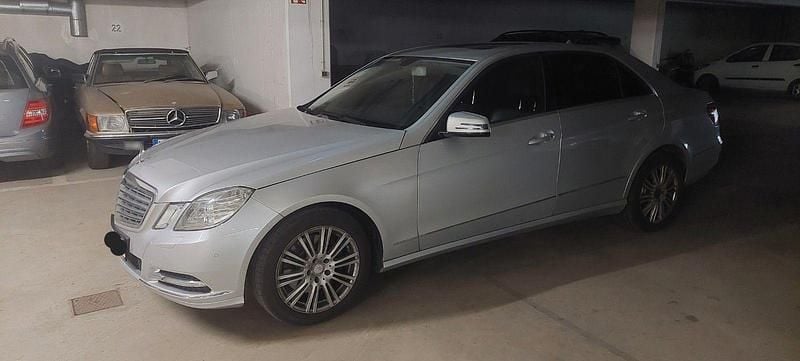 Second-hand Mercedes E350 272 CP (200 kW) 2011 Argintiu Berlinǎ