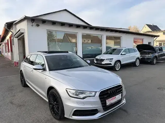 Gebraucht Audi A6 Ambiente 326 PS (239 kW) 2014 Rot Kombi
