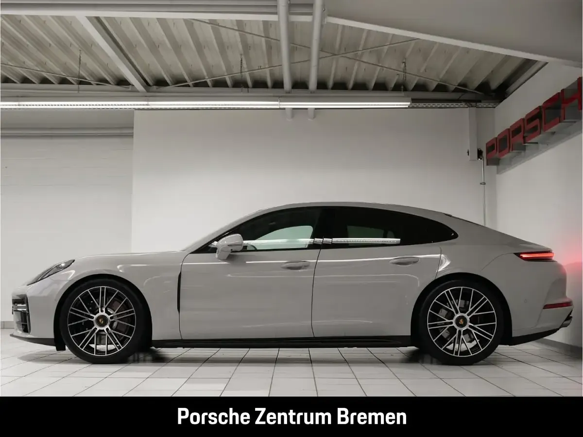 Neu Porsche Panamera GTS 500 PS (367 kW) 2025 Grau Kleinwagen