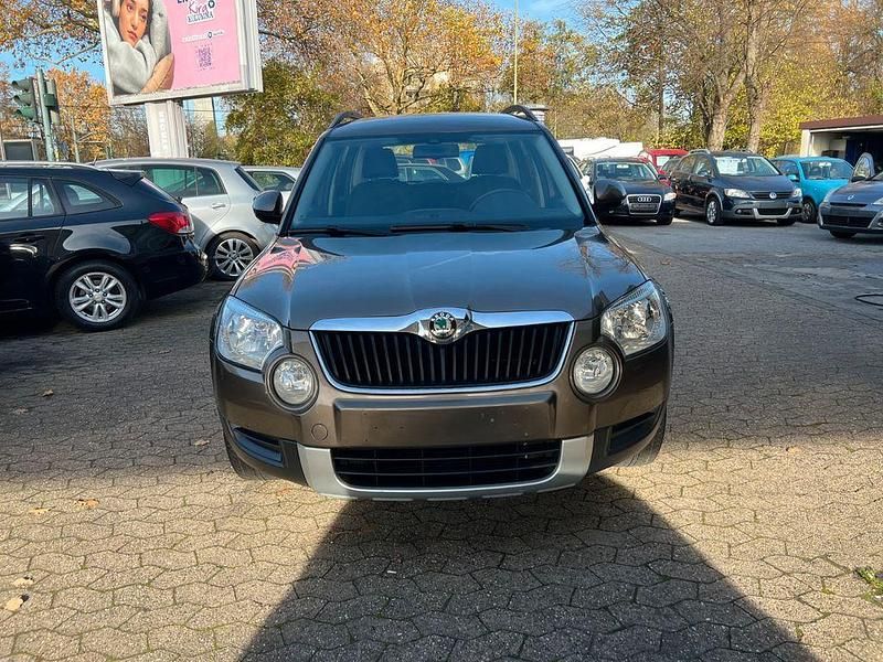Gebraucht Skoda Yeti Ambition 105 PS (77 kW) 2013 Braun SUV