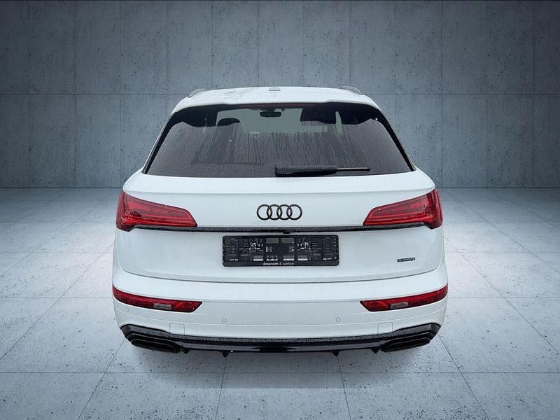 Gebraucht Audi Q5 S-Line 204 PS (150 kW) 2024 Gletscherweiß metallic SUV