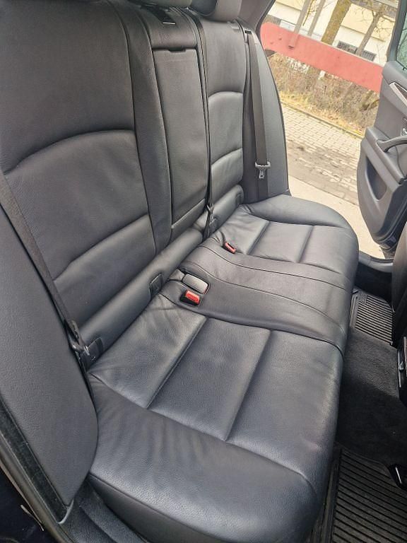 Gebraucht BMW 525 218 PS (160 kW) 2012 Blau Kombi