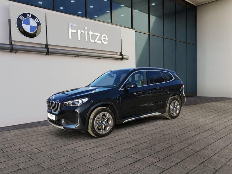 Schwarz Gebraucht 2022 BMW X1 xLine SUV | 36.485 € - Bild 1/4