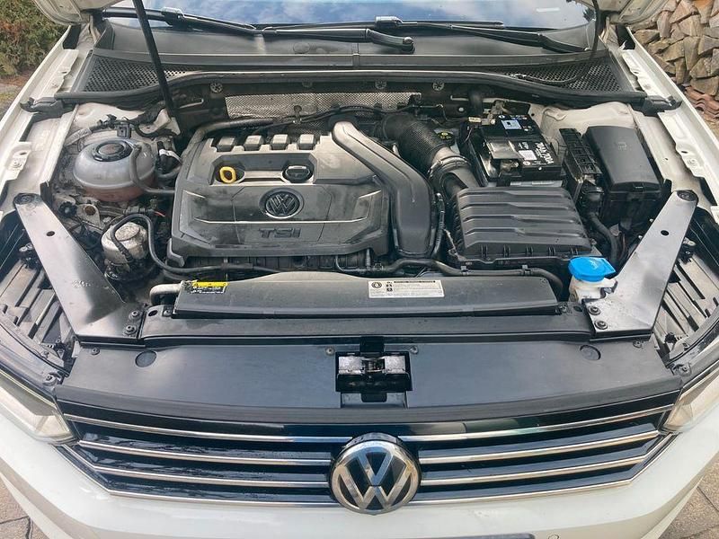 Gebraucht VW Passat Comfortline 150 PS (110 kW) 2019 Weiß Kombi