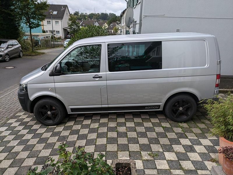 Silber Gebraucht 2014 VW T5 Van | 13.250 € (Teuer) - Bild 1/4