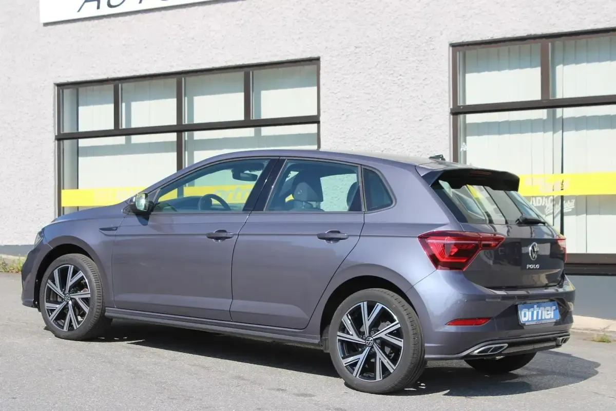 Gebraucht VW Polo R-line 95 PS (69 kW) 2022 Grau Kleinwagen