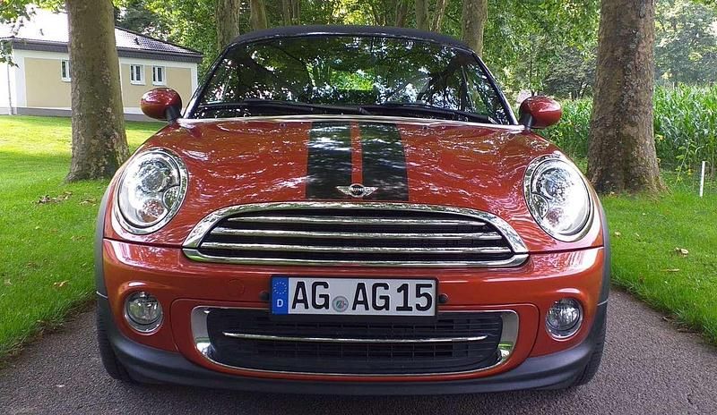 Gebraucht Mini Cooper Cabriolet 122 PS (89 kW) 2012 Orange Cabrio