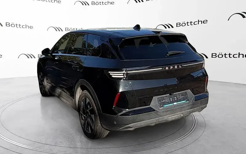 Gebraucht Opel Grandland X 136 PS (100 kW) 2025 Lackierung schwarz perla nera/typ aussenverkleidung metalliclackierung SUV