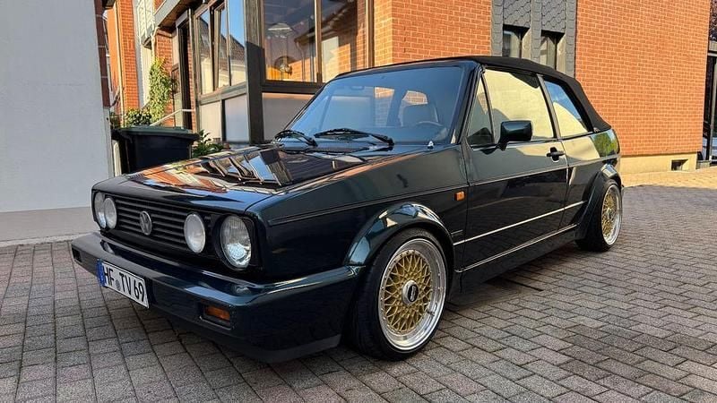 Grün Gebraucht 1992 VW Golf Cabriolet Classicline Cabrio | 16.500 € - Bild 1/4