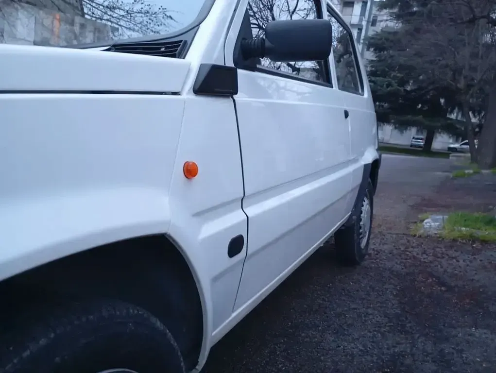 Usata Fiat Panda Young 40 CV (29 kW) 1999 Bianco Utilitaria