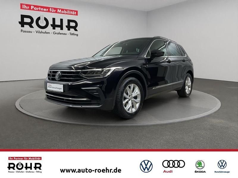 Deep black perleffekt Gebraucht 2023 VW Tiguan Move SUV | 25.868 € (Guter Preis) - Bild 1/4
