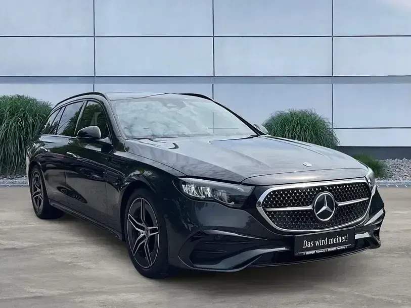 Gebraucht Mercedes E220 Advanced 197 PS (144 kW) 2023 Graphitgrau (grau) Limousine