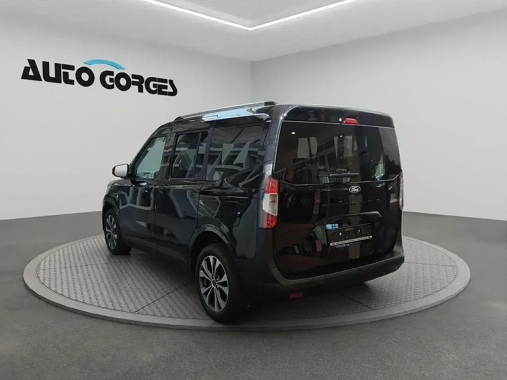 Neu Ford Tourneo Courier Titanium 125 PS (91 kW) 2026 Obsidianschwarz metallic Van / Kleinbus