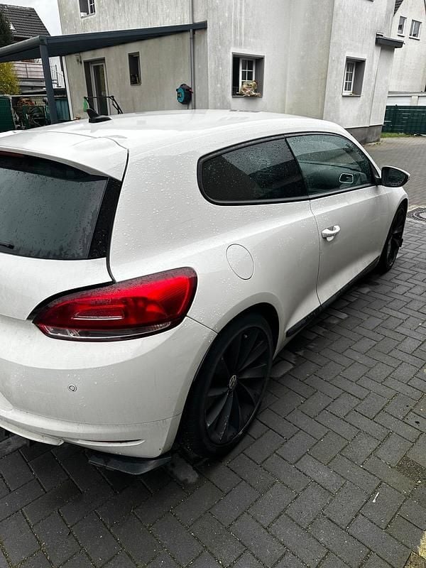 Gebraucht VW Scirocco 201 PS (147 kW) 2009 Weiß Coupé