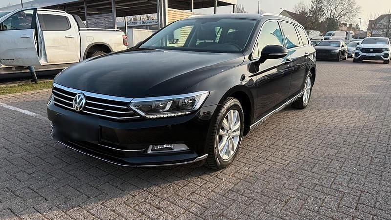 Gebraucht VW Passat Highline 150 PS (110 kW) 2019 Schwarz Kombi