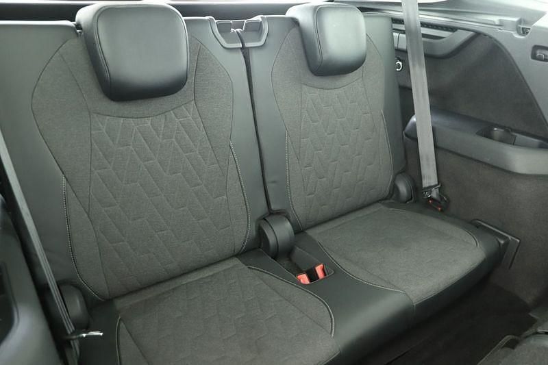 Gebraucht VW Tayron 150 PS (110 kW) 2025 Weiß SUV