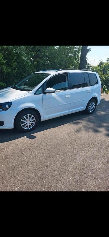 Gebraucht VW Touran 105 PS (77 kW) 2014 Weiß Van / Kleinbus