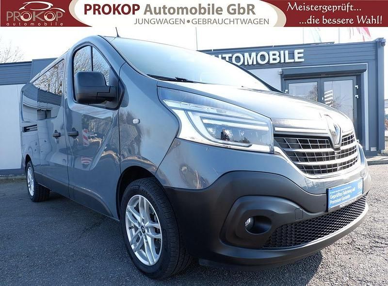 Gebraucht Renault Trafic Komfort 145 PS (106 kW) 2019 Grau Van / Kleinbus