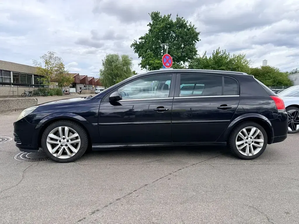 Gebraucht Opel Signum Sport 184 PS (135 kW) 2006 Schwarz Kleinwagen