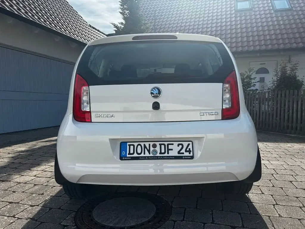Gebraucht Skoda Citigo Active 60 PS (44 kW) 2019 Weiß Kleinwagen