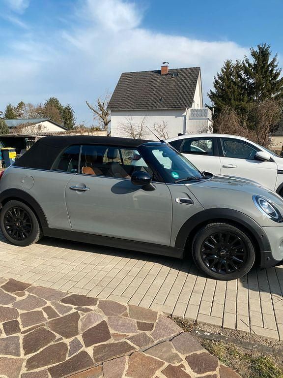 Gebraucht Mini Cooper 136 PS (100 kW) 2019 Grau Kleinwagen