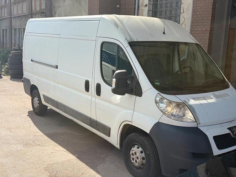 Gebraucht Peugeot Boxer 120 PS (88 kW) 2011 Weiß Van