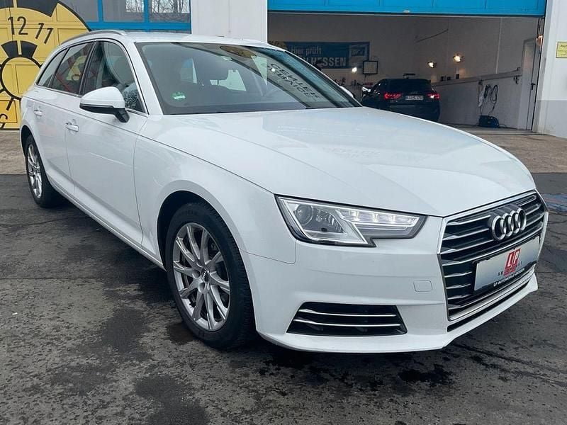 Gebraucht Audi A4 150 PS (110 kW) 2017 Ibisweiss Kombi