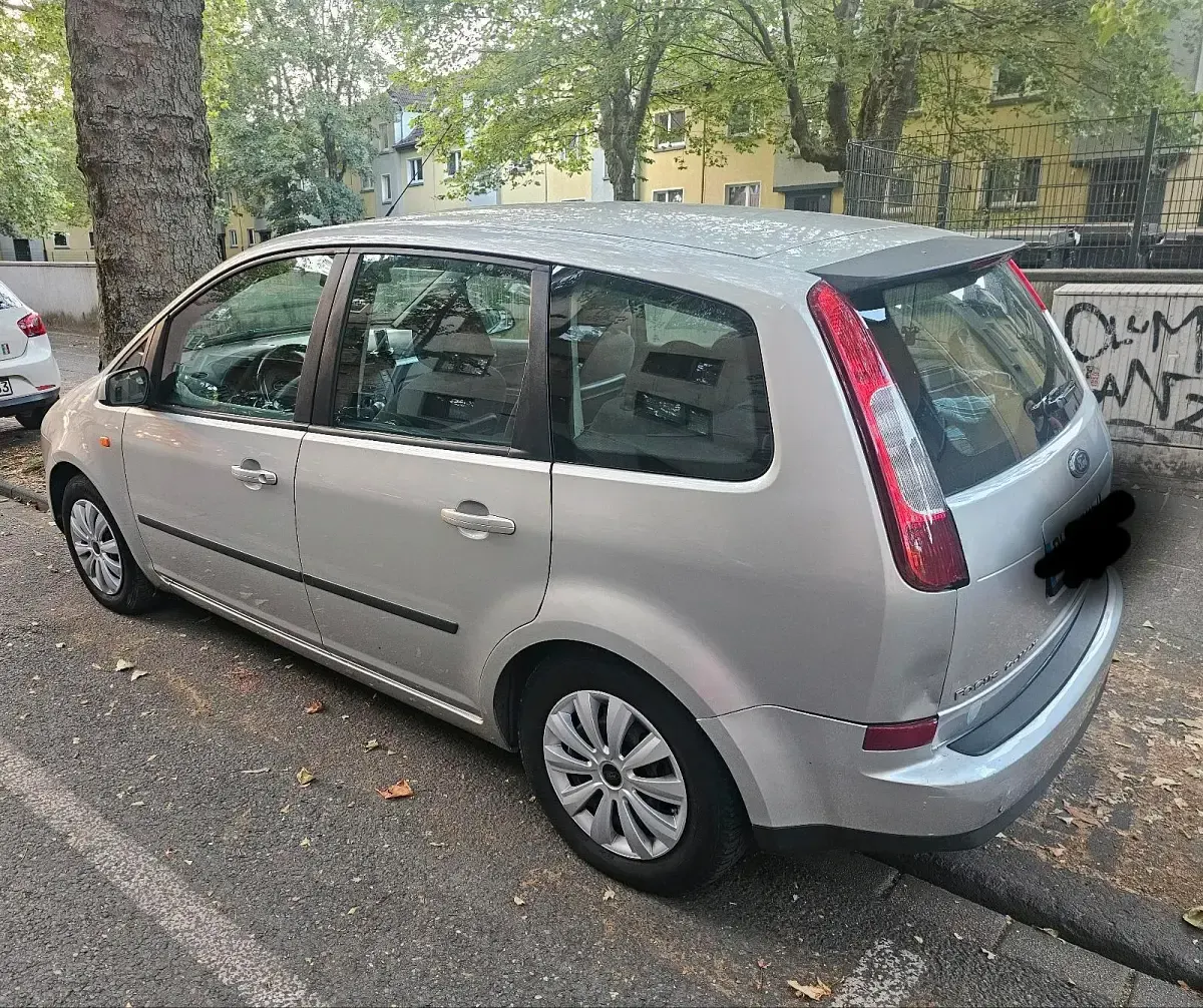 Gebraucht Ford Focus 100 PS (73 kW) 2006 Silber Limousine